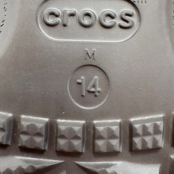 Crocs x Demon Slayer Nezuko Classic Clog Size 14 Men’s - w/out Accessories - Picture 9 of 10